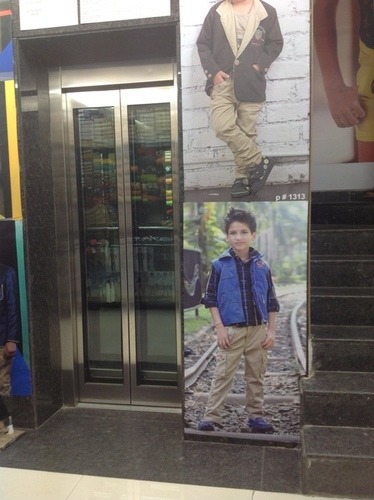 Shopping Mall Lifts