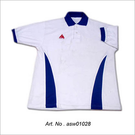 कालर स्पोर्ट्स टी-शर्ट