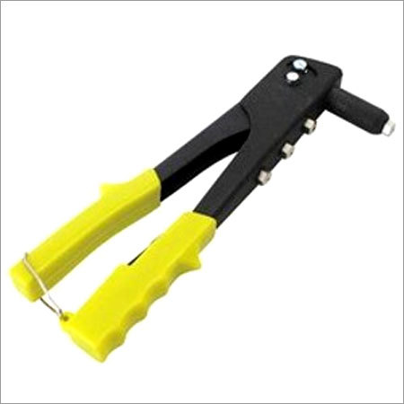 रिवेटिंग प्लायर