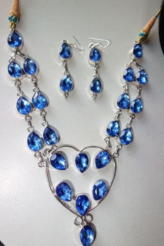 Necklaces Quartz