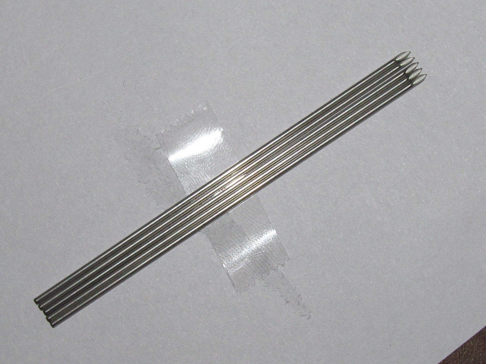 Ss Iv Needles Back Cut