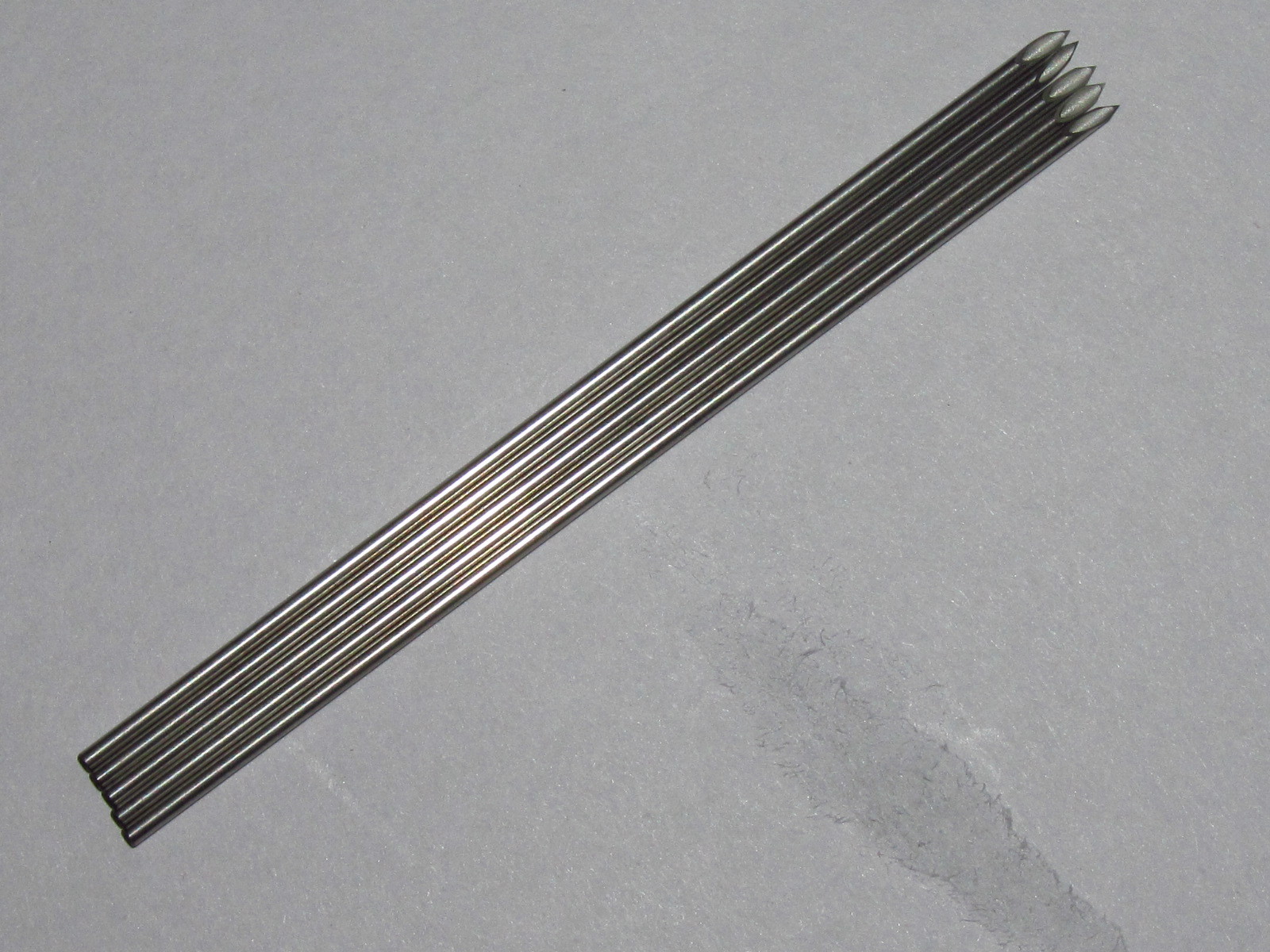 Ss Iv Needles Back Cut