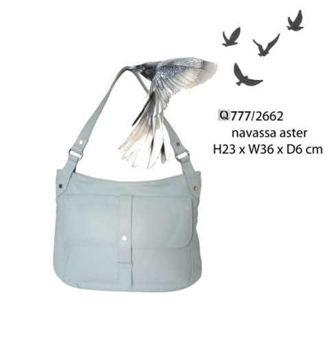 लेदर लेडीज बैग