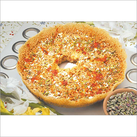 घेवर मिठाई
