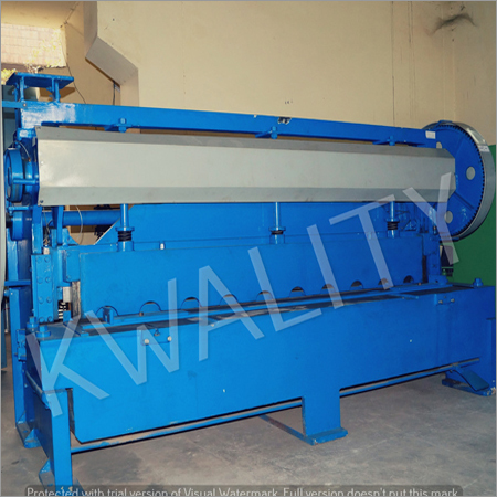 Mechanical Shearing Machine - Metal Build, Semi-automatic Operation, 220/440 Voltage, Blue Color