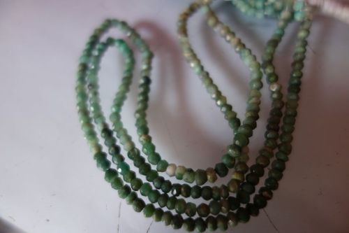 राउंड ब्रिलियंट कट अमोजोनाइट