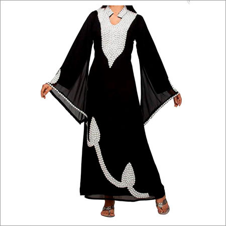 काला जॉर्जेट काफ्तान कुर्ता