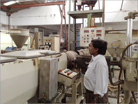 HDPE एक्सट्रूडर मशीन