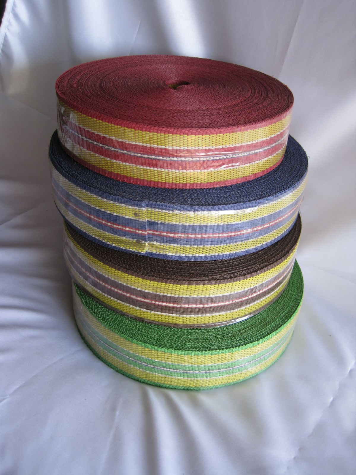 Semi Virgin Plastic Niwar Soft