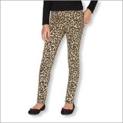 लाइक्रा लेगिंग्स