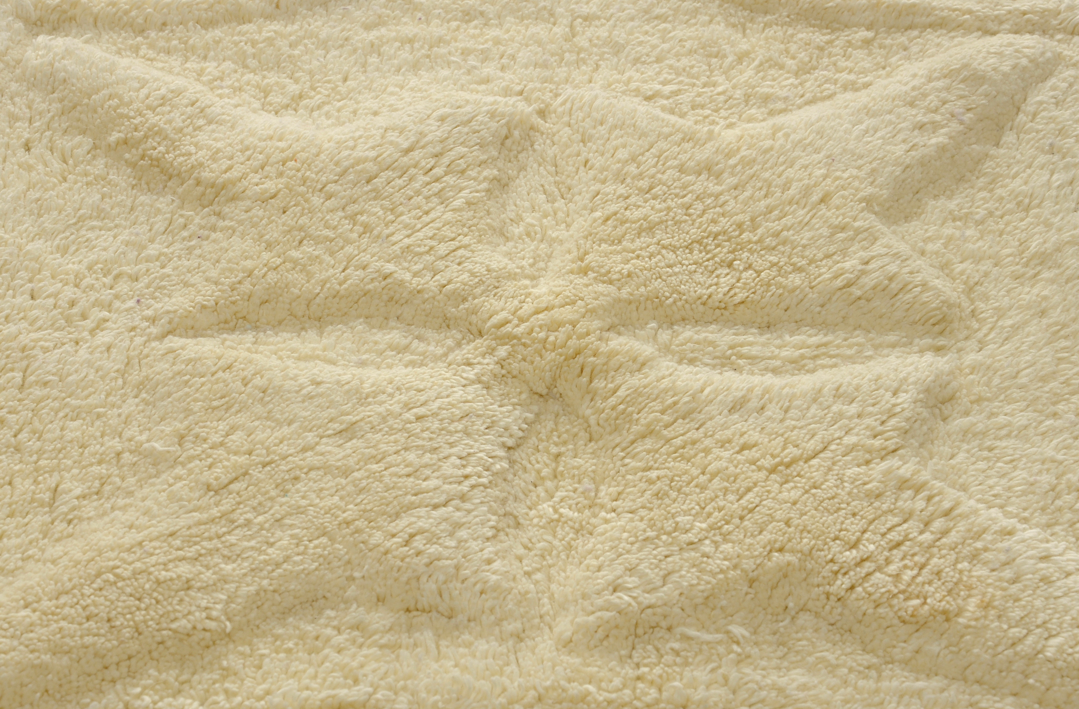 Cotton Bath Mat - 100% Cotton, 60 X 100 Cm, Ecru Color, 0.5-3.2 Mm Thickness | Slip Spray Backing, Quick Drying, Easy To Clean