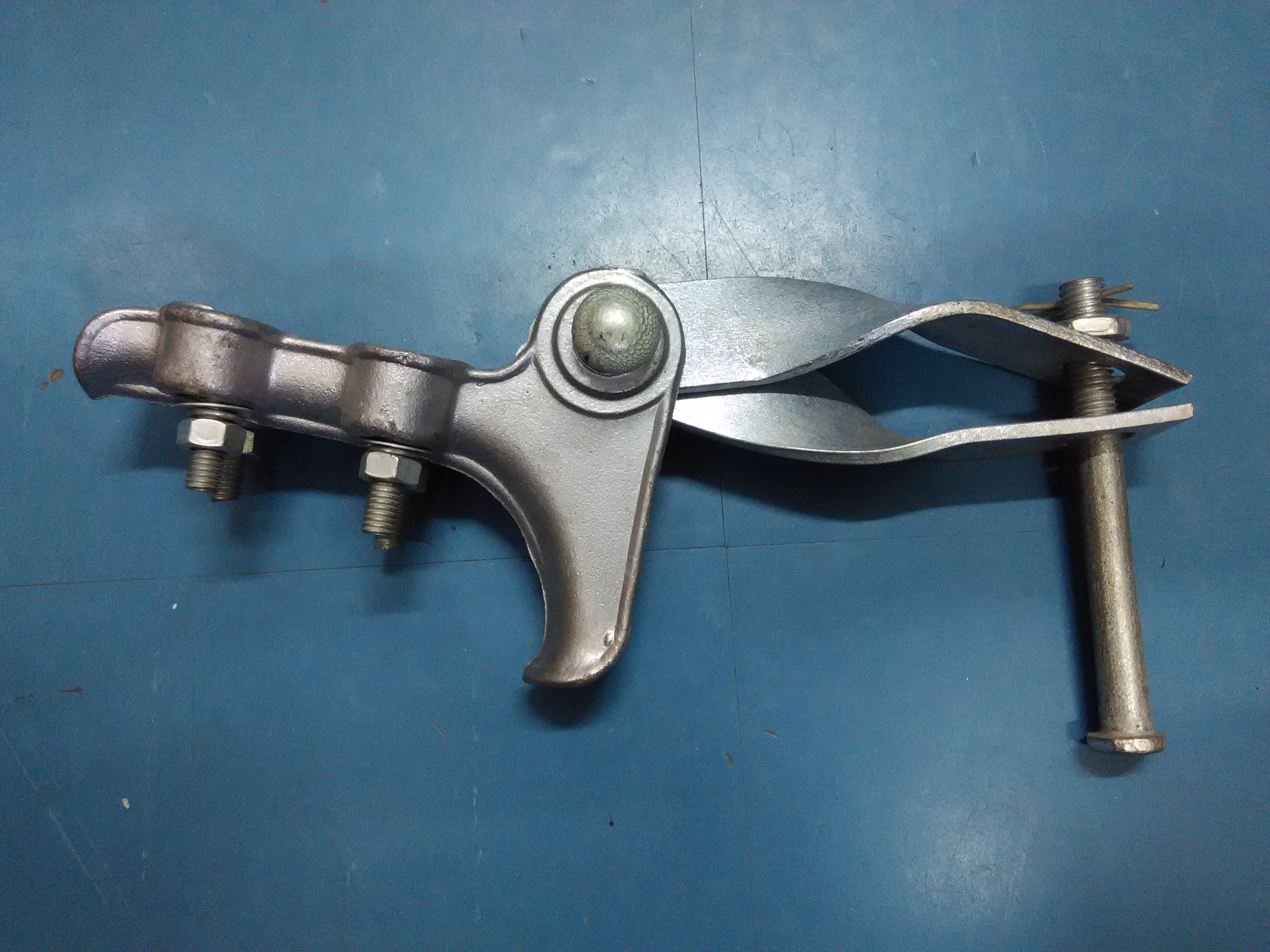 Insulator Fittings Capacity: 70-90-120 Kn