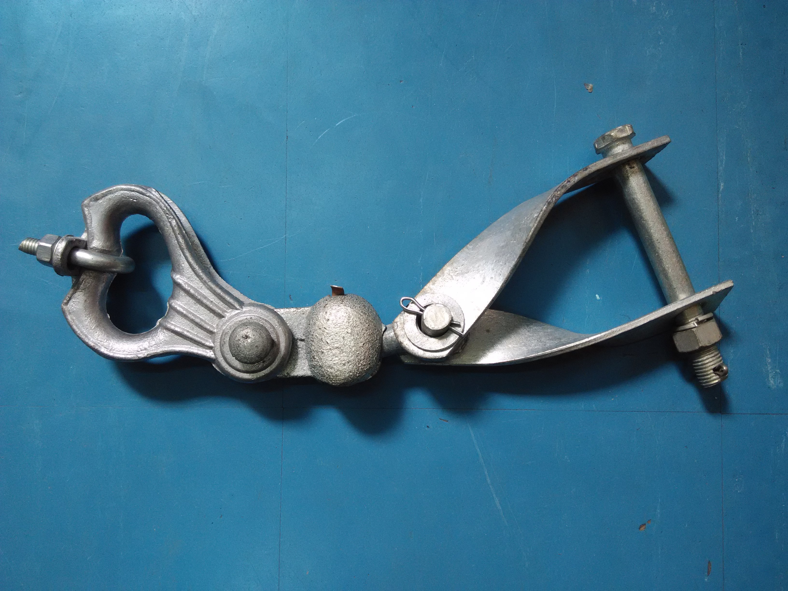 Insulator Fittings Capacity: 70-90-120 Kn