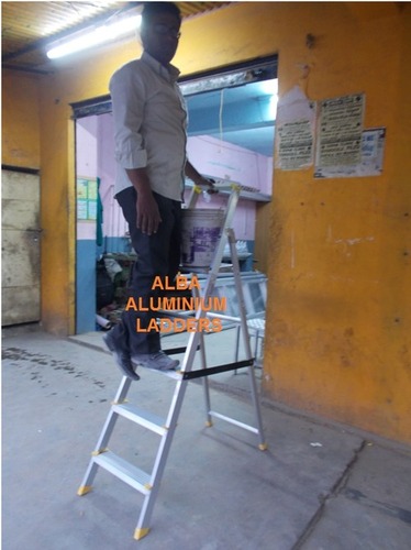 बेबी लैडर