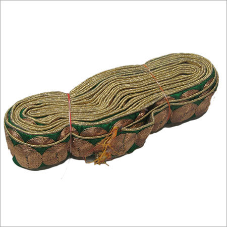 डिजाइनर लेस