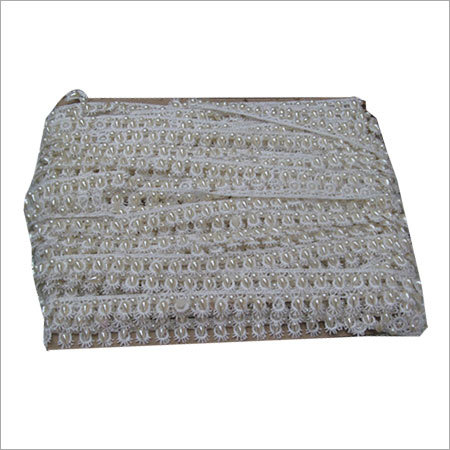 कढ़ाई कटवर्क फीता