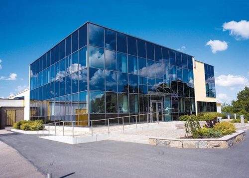 परावर्तक कांच फिल्म