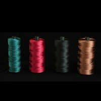 रंगीन सुतली