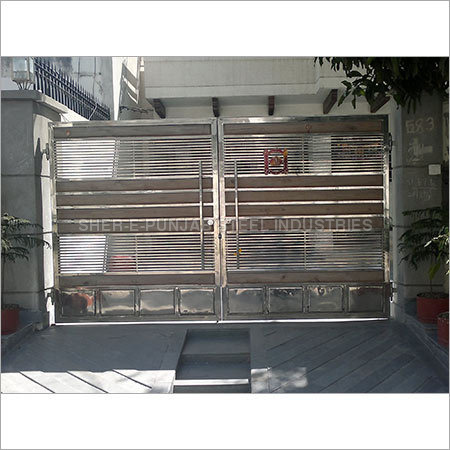 फोर्ज़्ड आयरन गेट्स