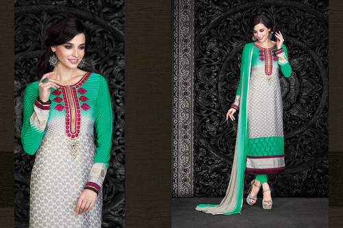 क्रेप शैली का सुंदर सूट