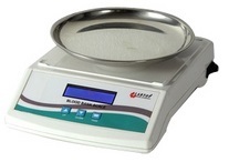 रक्त संग्रह स्केल