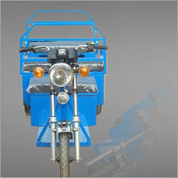 बैटरी संचालित रिक्षा