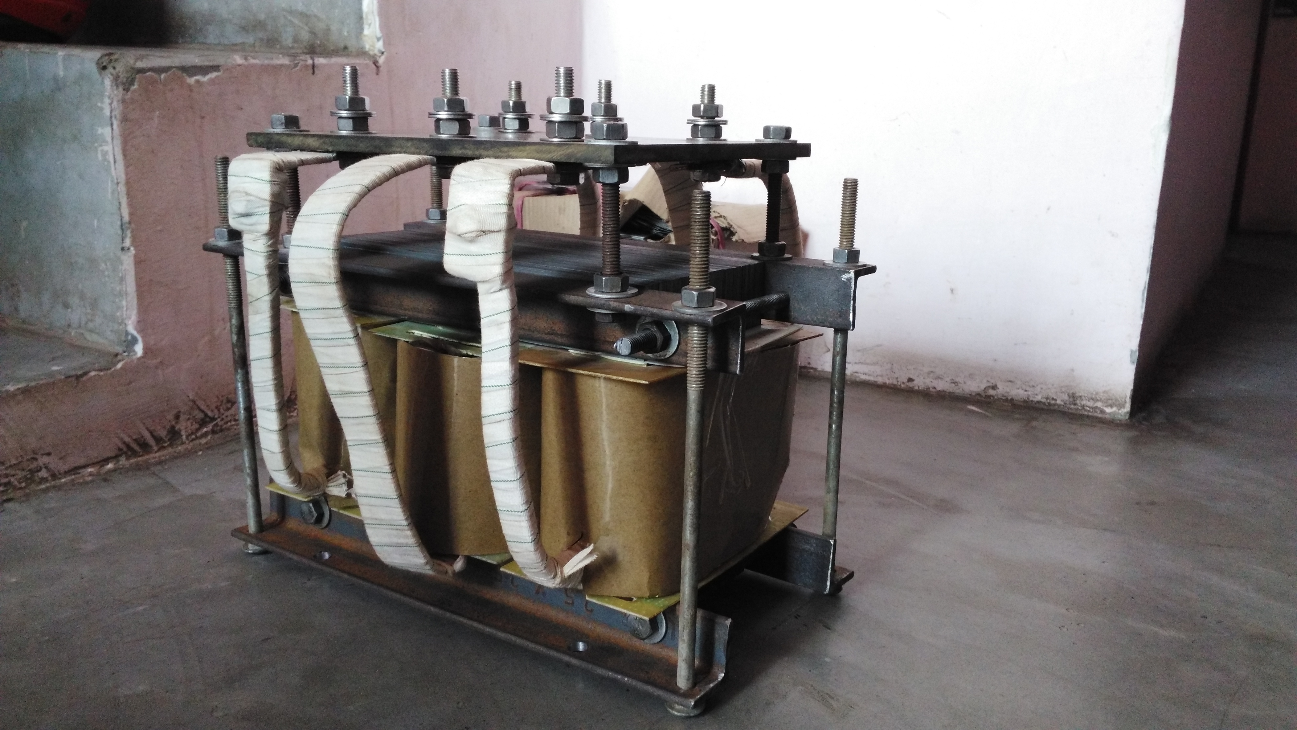 Three Phase Line Chokes - High-grade Steel, Defined Current Rating, Varied Inductance | Robust Design, Easy Installation, Long Lifespan, Anti-corrosive Body