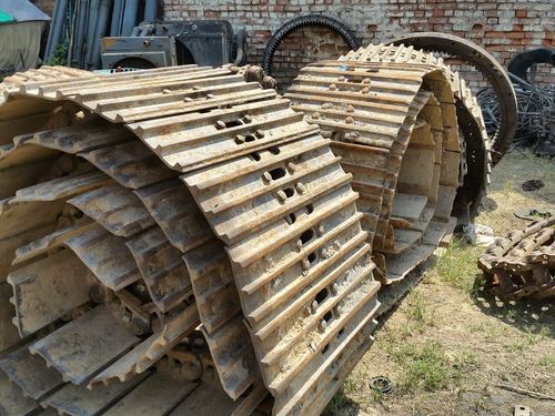 Chain Assembly For Kobelco, Volvo, Tata, Komatsu. - Color: Brown