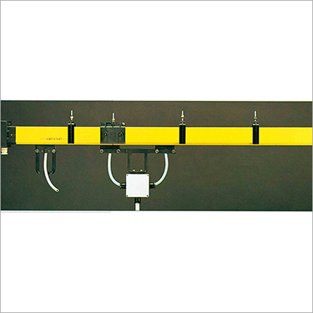 Electrical Box Type Busbar System - Color: Yellow And Green