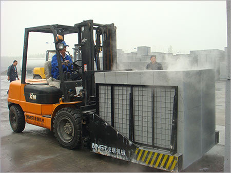 ईंट क्लैम्पिंग ट्रक