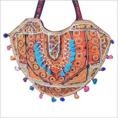 हस्तनिर्मित बैग