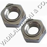 वेल्ड नट्स