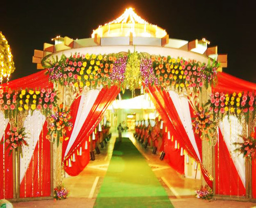 गेट की सजावट