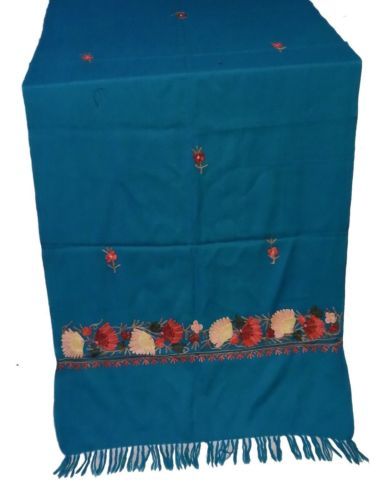 ऊनी कशीदाकारी शॉल