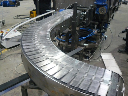 Slat Chain Conveyor Load Capacity: 50-100 Kilograms (Kg)