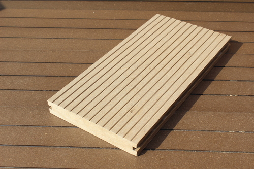 Wpc ठोस डेकिंग