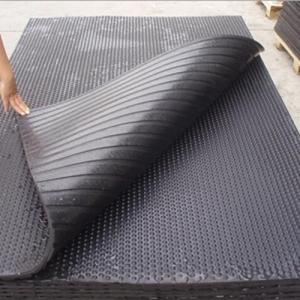 हॉलो रबर मैट्स