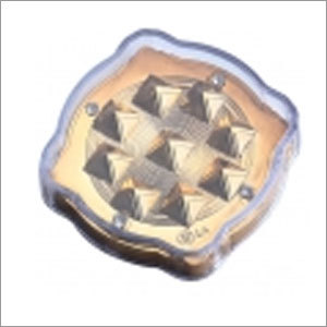 नैनो डिलक्स पिरामिड