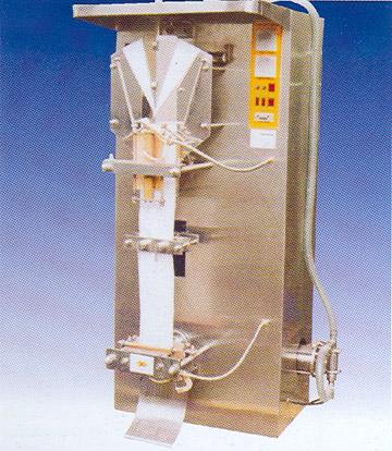 AUTOMATIC LIQUID (POUCH) FILLING & PACKING MACHINE