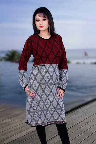 महिलाओं की कुर्तियां