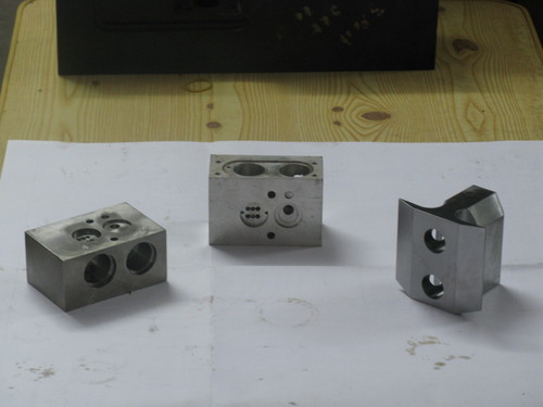 सीएनसी वर्टिकल बोरेिंग