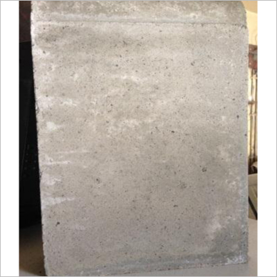 कर्बिंग स्टोन (18X12X3/4)
