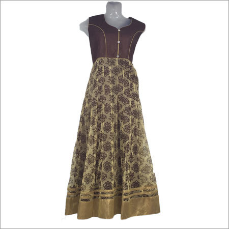 लंबी कैजुअल ड्रेस