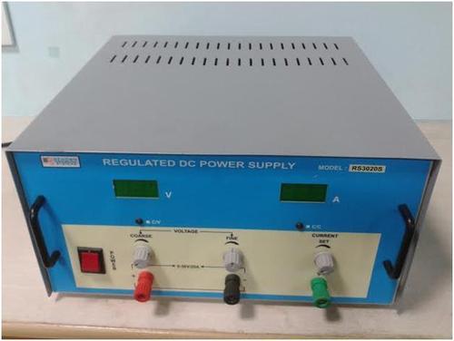 नियंत्रित डीसी पावर सप्लाई