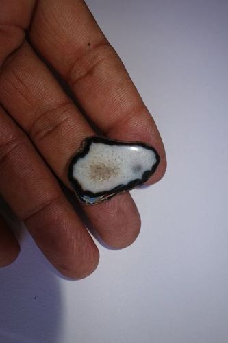 गोमेद ड्रुज़ी