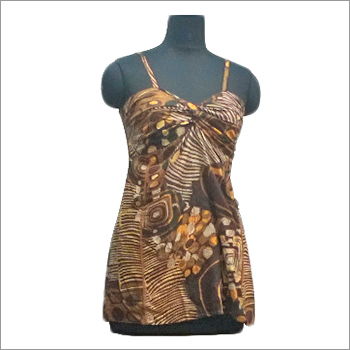 फैंसी महिलाओं की टॉप