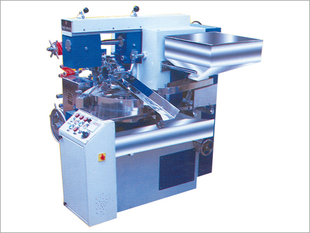 कैंडी लपेटने की मशीन