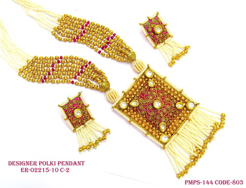 डिज़ाइनर पोल्की माला, पोल्की पेंडेंट सेट, पेंडेंट सेट जेंडर: महिलाएं