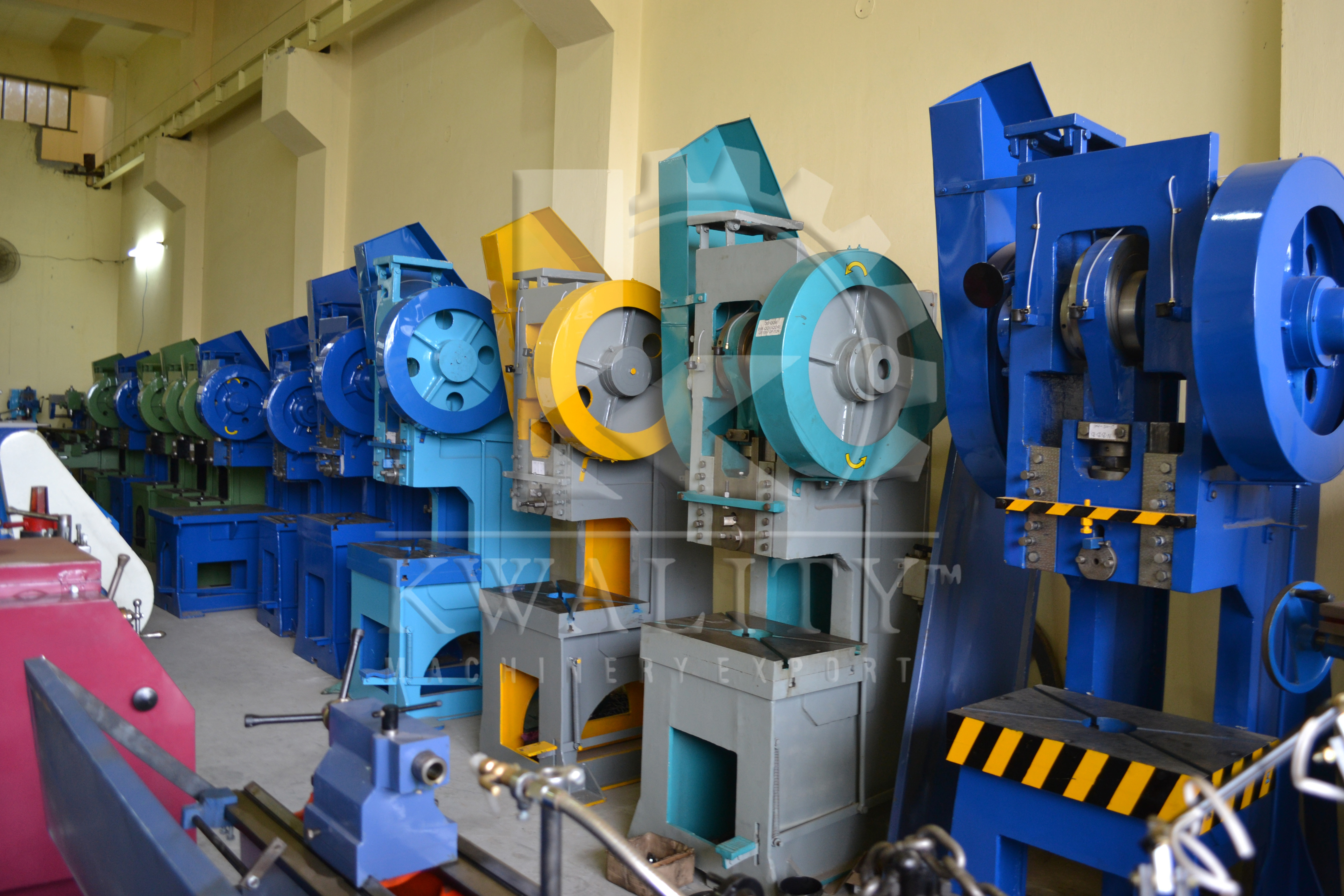 C Frame Power Press - Metal, Stroke 40 To 170mm | Blue And Green Color Options, Power Range 1-15
