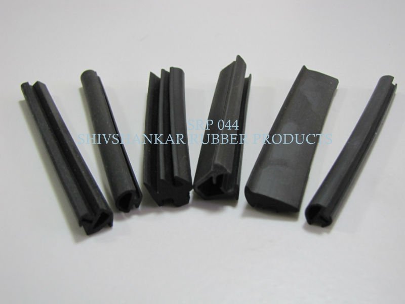 Epdm Rubber Profile - 2-4 Mm Thickness, Black Color | Heat Resistant, Crack Resistant, Custom Shapes Available